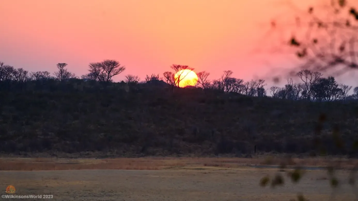 Sunrise-at-Khaudum-Camp